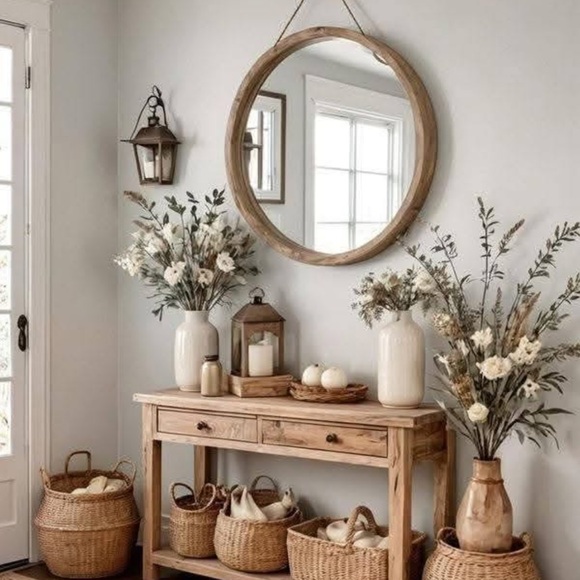 Meet your Posher, Kelly - Picture 1 of 2